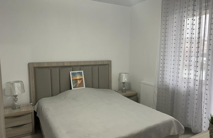 Apartament de închiriat ,nou, 2 camere