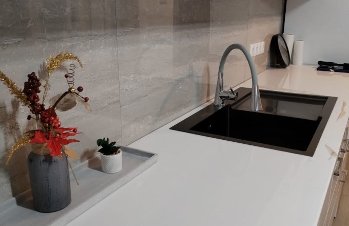 Apartament de închiriat ,nou, 2 camere