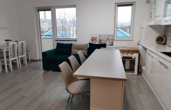 Apartament de închiriat ,nou, 2 camere