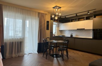 Închiriere apartament 2 camere ,B-dul Traian zona Pizza Plus
