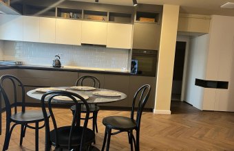 Închiriere apartament 2 camere ,B-dul Traian zona Pizza Plus