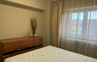 Închiriere apartament 2 camere ,B-dul Traian zona Pizza Plus