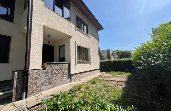 Casa de vanzare central ,Victor Babes zona Spitalul de Pneumoftiziologie TBC