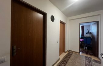 Apartament 3 camere ,zona Mărul de Aur ,Victoriei