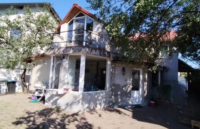Casă individuală, zona Mihai Eminescu!