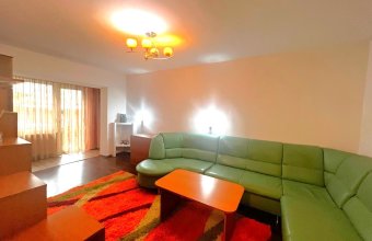 Apartament 3 camere, Dobrogei ,Scoala 3 Dimitrie Cantemir