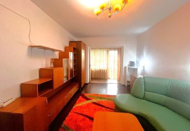 Apartament 3 camere, Dobrogei ,Scoala 3 Dimitrie Cantemir