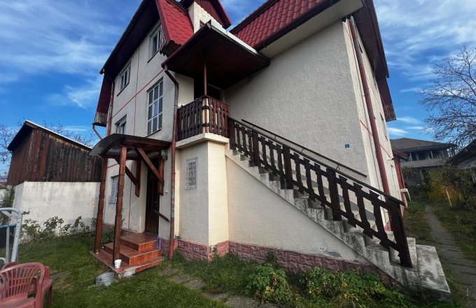 Casă individuală ,P+2 ,teren 565 mp ,Vasile Alecsandri