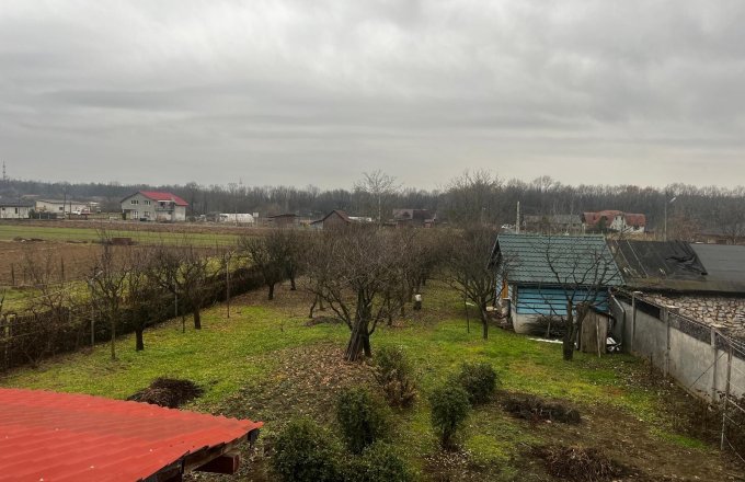 Casă individuală , Lăpușel ,25 ari teren