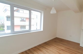 Apartament de vânzare, zona Valea Borcutului