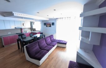 Apartament cu 4 camere, de vânzare, Zona Păltinișului