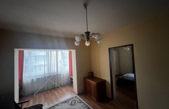 Apartament de închiriat 2 camere ,central George Cosbuc ,etaj 1