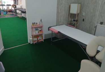 Închiriere- spatiu comercial de inchiriat, Centrul Vechi - vad foarte bun