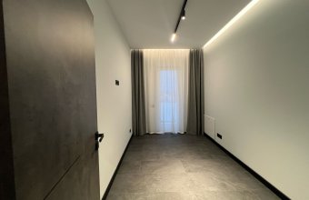 Închiriere- apartament 3 camere zona Parcul Regina Maria