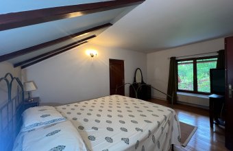 Casă cochetă , parter cu mansardă ,12 ari de teren , Tăuții Măgherăuș ,peisaj superb