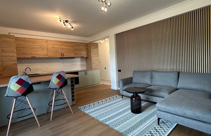 Apartament nou cu 2 camere și balcon – Constantin Brâncoveanu – priveliște deosebită, loc de parcare inclus