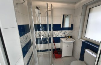 Spațiu comercial de vânzare – Petru Rareș, lângă Școala Nr. 3