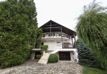 Casă cu piscină și teren de până la 25 ari – în Baia Mare, aproape de toate facilitățile