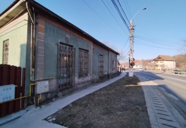 Casă individuală/sediu de firmă , Tăuții Măgherăuș , strada principală