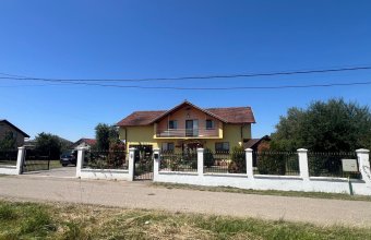 Exlcusivitate ! Casă individuală în Săsar !