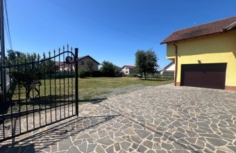 Exlcusivitate ! Casă individuală în Săsar !