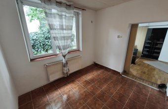 Apartament 4 Camere, Terasă și Parcare Acoperită – Zona 22 Decembrie, 150 mp