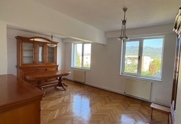 Apartament cu garaj ultracentral Unirii , 4 camere ,100mp