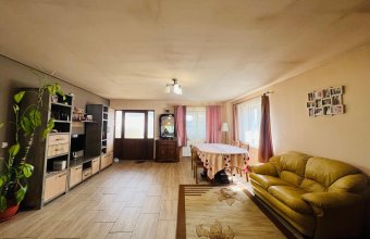 Casa stil mediteranean , Mocira ,teren 5 ari