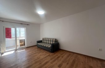 Apartament 2 camere ,Victoriei -zona Mărul de Aur ,parter cu loc de parcare