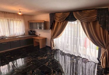 Casă Mocira ,parter + mansardă , 6 ari teren,finisată ,schimb