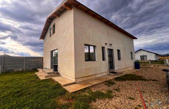 Casă Mocira ,parter + mansardă , 6 ari teren,finisată ,schimb