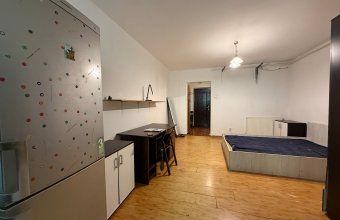 Apartament 1 camera, parter, zona Vivo Mall