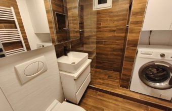 Apartament 2 camere - Oituz, Baia Mare etaj 1, complet renovat