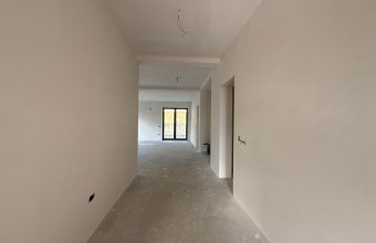 Casă duplex semifinisată , Tăuții de Sus, 1 600 mp teren cu view