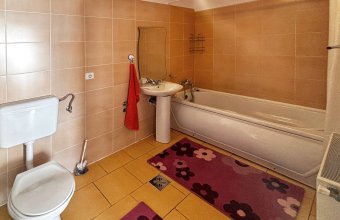Apartament cu 1 cameră - et. 1, str. Republicii, zona Clinica Somesan