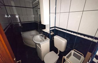 Apartament decomandat, 71 mp, etaj 1, orientare sudică – locație excelentă, lângă Gala Il Padrino