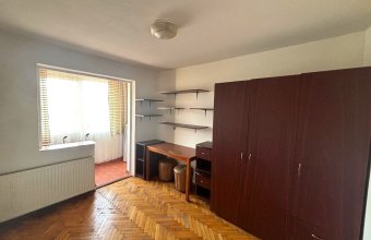 Apartament cu 2 camere - str. Cuza Voda, semidecomandat, zonă liniștită