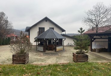 Casă parter+mansardă, Tăuții Măgherăuș ,teren 20 ari lângă pădure