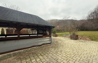 Casă parter+mansardă, Tăuții Măgherăuș ,teren 20 arii lângă pădure