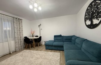 Apartament 2 camere,etaj 1 zona piata agroalimentară