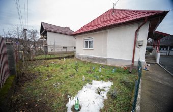 Casă de vânzare Tăuții Măgherăuș ,centru ,600 mp teren