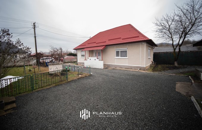 Casă de vânzare Tăuții Măgherăuș ,centru ,600 mp teren