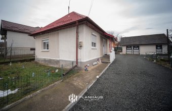 Casă de vânzare Tăuții Măgherăuș ,centru ,600 mp teren