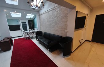 Apartament de închiriat – 4 camere, 100 mp, zona Mărul de Aur, Baia Mare Loc de parcare inclus