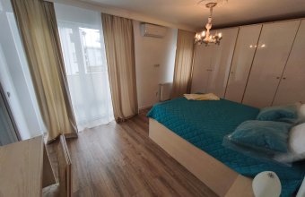 Apartament de închiriat – 4 camere, 100 mp, zona Mărul de Aur, Baia Mare Loc de parcare inclus