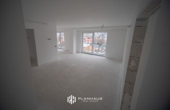 Apartament 3 camere ,Centrul vechi Baia Mare ,view superb