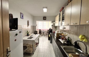 Apartament 3 camere de vânzare – Bld. Traian, Zona Muzeul de Mineralogie