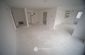 Penthouse ,zona Grivitei , 3 camere cu terasa 77 mp