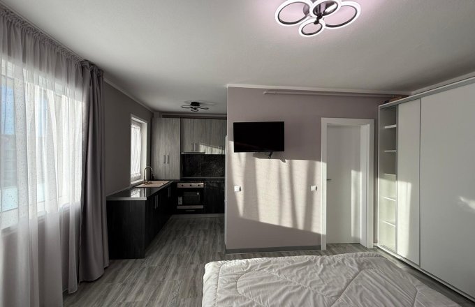 Inchiriere - apartament 1 cameră ,Lămîiței Baia Mare,loc de parcare