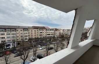 Apartament 3 camere ,zoona Ursus B-dul Traian